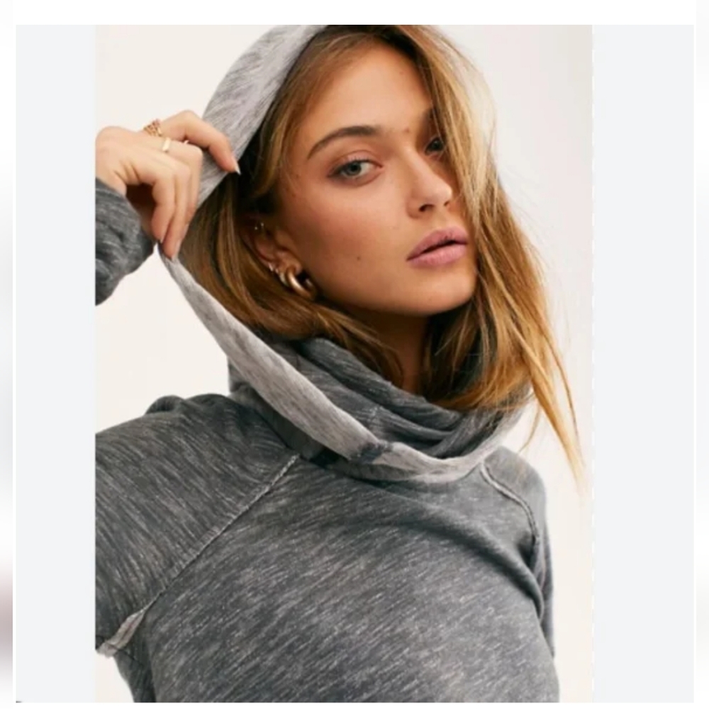 Soft Cowl Neck Top With Cocoon main image 1